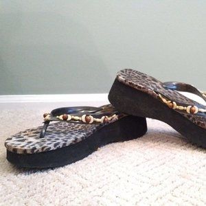 Leopard Wedge Sandal/Flip Flop size 8